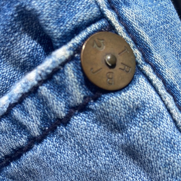 True Religion Straight Leg Size 31 Jeans RN 112790 CA30427. - Picture 11 of 12